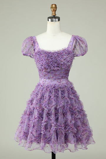 Floral A Line Purple Homecoming Dress med Ruffles